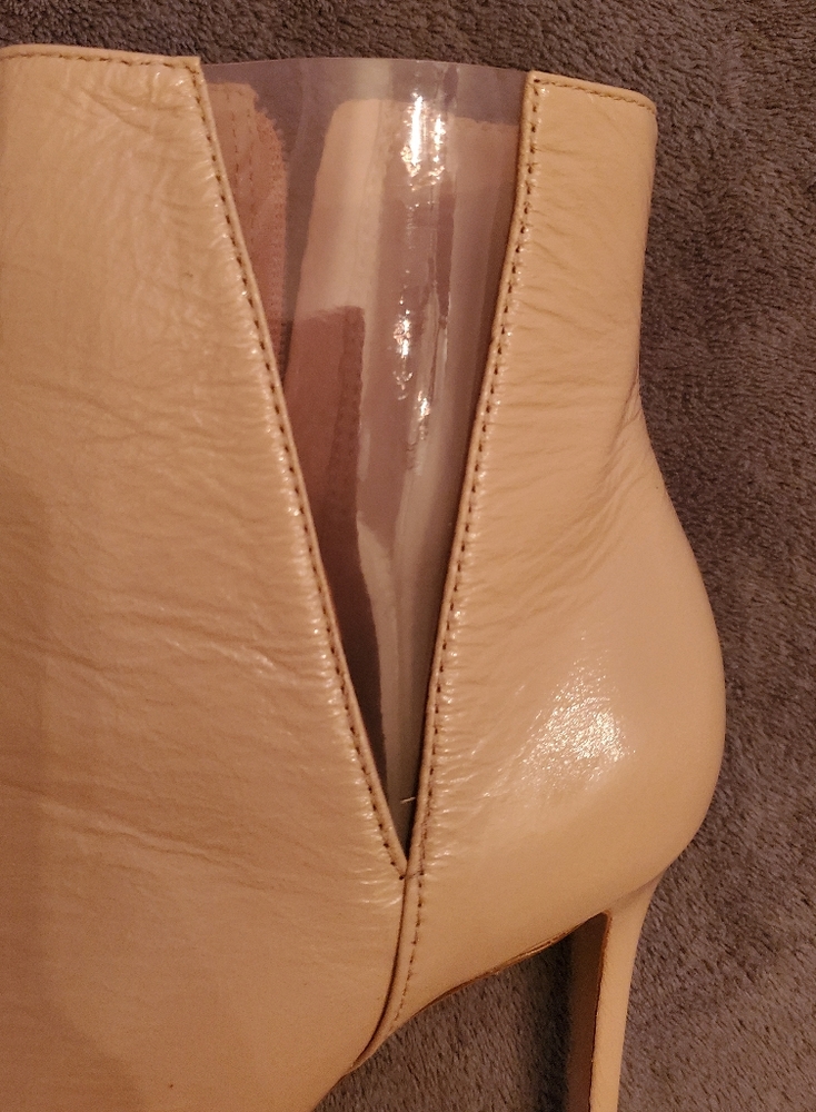 🚩SOLD!🚩Schutz Adilene booties size 7 - Picture 13 of 13